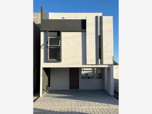 Casa en venta en Cuayantla, San Andrés Cholula, Puebla
