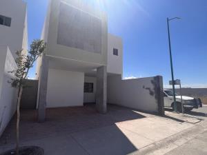 Casa en venta en Santa Fe, Torreón, Coahuila de Zaragoza Casa en venta en Santa Fe, Torreón, Coahuila de Zaragoza