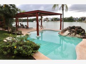 Departamento en venta en Lagos del Sol, Benito Juárez, Quintana Roo Departamento en venta en Lagos del Sol, Benito Juárez, Quintana Roo