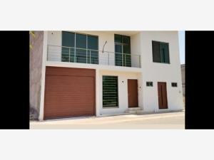 Casa en venta en Colinas del Valle, Tepic, Nayarit