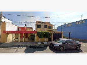 Casa en venta en El Coyol, Gustavo A. Madero, Ciudad de México