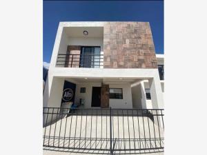Casa en venta en Los Almendros, Torreón, Coahuila de Zaragoza Casa en venta en Los Almendros, Torreón, Coahuila de Zaragoza
