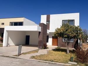 Casa en venta en San Armando, Torreón, Coahuila de Zaragoza Casa en venta en San Armando, Torreón, Coahuila de Zaragoza
