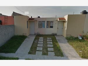 Casa en remate en Paseo de la Cañada, Tonalá, Jalisco
