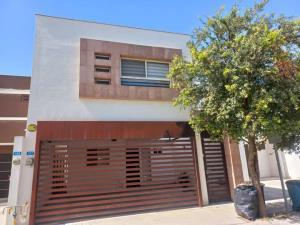 Casa en venta en Aria Residencial, Apodaca, Nuevo León Casa en venta en Aria Residencial, Apodaca, Nuevo León