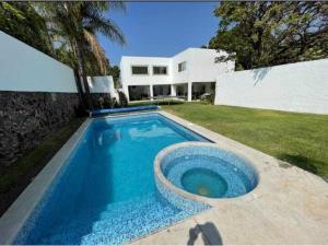 Casa en venta en Lomas de Atzingo, Cuernavaca, Morelos