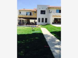 Casa en venta en Lomas de Tzompantle, Cuernavaca, Morelos