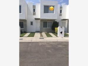 Casa en venta en Paseos del Bosque, Corregidora, Querétaro