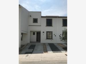 Casa en venta en Provenza Residencial, El Marqués, Querétaro Casa en venta en Provenza Residencial, El Marqués, Querétaro