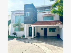 Casa en venta en Las Palmas, Medellín de Bravo, Veracruz de Ignacio de la Llave