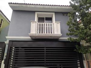 Casa en venta en Cerradas de Cumbres, Monterrey, Nuevo León