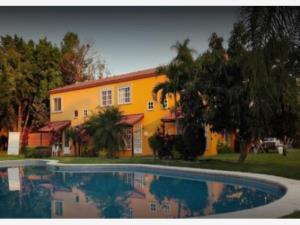 Casa en remate en Las Garzas, Emiliano Zapata, Morelos
