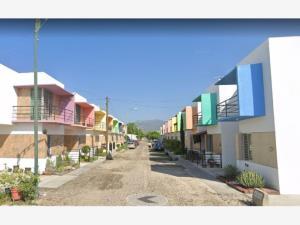 Casa en venta en Nuevo Salagua, Manzanillo, Colima Casa en venta en Nuevo Salagua, Manzanillo, Colima