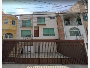 Casa en remate en Tejeda, Corregidora, Querétaro