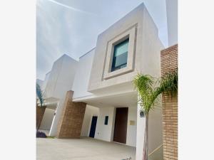 Casa en venta en La Rioja Residencial, Torreón, Coahuila de Zaragoza