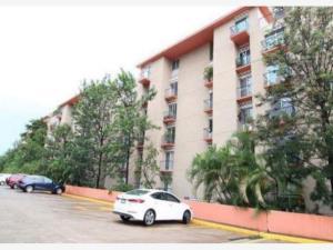 Casa en venta en Country Club, Guadalajara, Jalisco