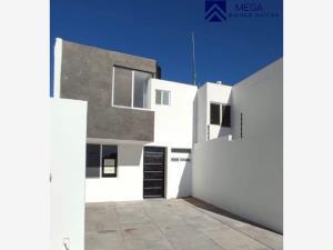 Casa en venta en Hacienda Alejandro Plus, Durango, Durango