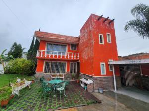 Casa en venta en Santa Cruz Buenavista, Puebla, Puebla
