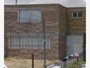 Casa en remate en Ehécatl (Paseos de Ecatepec), Ecatepec de Morelos, México