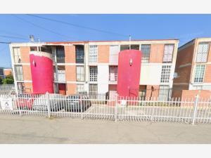 Departamento en remate en Parques de Aragon, Ecatepec de Morelos, México