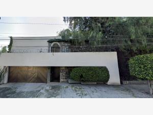 Casa en remate en Jardines del Pedregal, Álvaro Obregón, Ciudad de México