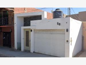 Casa en venta en Los Manantiales, Hermosillo, Sonora