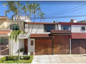 Casa en venta en Real Vallarta, Zapopan, Jalisco