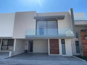 Casa en venta en Lomas de Angelópolis, San Andrés Cholula, Puebla Casa en venta en Lomas de Angelópolis, San Andrés Cholula, Puebla