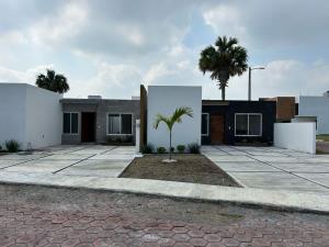 Casa en venta en Conjunto Habitacional Tinajitas, Medellín de Bravo, Veracruz de Ignacio de la Llave