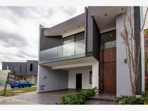 Casa en venta en Lomas de Angelópolis, San Andrés Cholula, Puebla