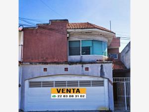 Casa en venta en De las Américas, Boca del Río, Veracruz de Ignacio de la Llave Casa en venta en De las Américas, Boca del Río, Veracruz de Ignacio de la Llave