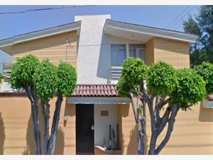 Casa en venta en La Calma, Zapopan, Jalisco Casa en venta en La Calma, Zapopan, Jalisco