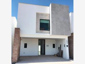 Casa en venta en Residencial Senderos, Torreón, Coahuila de Zaragoza