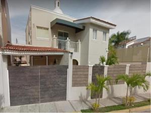 Casa en venta en Diaz Ordaz, Puerto Vallarta, Jalisco