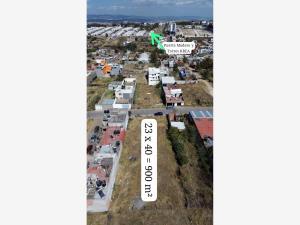 Terreno en venta en Los Encinos, Morelia, Michoacán de Ocampo Terreno en venta en Los Encinos, Morelia, Michoacán de Ocampo