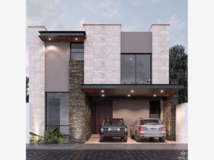 Casa en venta en Privanzas del Campestre, Arteaga, Coahuila de Zaragoza