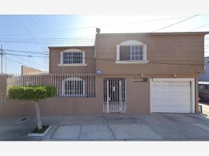 Casa en venta en Playas de Tijuana Sección Jardines del Sol, Tijuana, Baja California