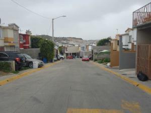 Casa en remate en Urbi Quinta del Cedro, Tijuana, Baja California