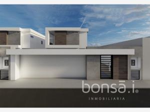 Casa en venta en Granjas El Gallo, Ensenada, Baja California