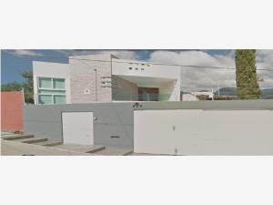 Casa en venta en Guadalupe Victoria, Oaxaca de Juárez, Oaxaca