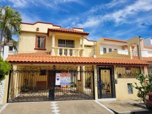 Casa en venta en Sabalo Country Club, Mazatlán, Sinaloa