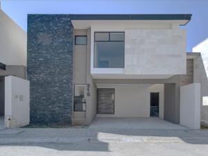 Casa en renta en Privanzas del Campestre, Arteaga, Coahuila de Zaragoza