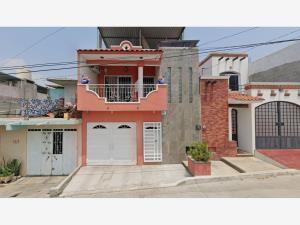 Casa en venta en Jardines del Pedregal, Tuxtla Gutiérrez, Chiapas