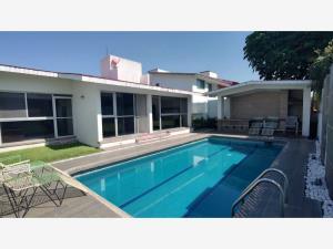 Casa en venta en Lomas de Cocoyoc, Atlatlahucan, Morelos