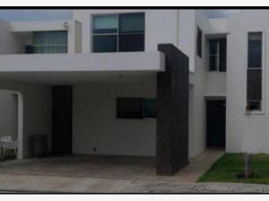Casa en venta en Altabrisa, Mérida, Yucatán