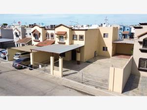 Casa en venta en Villa Toledo, Mexicali, Baja California Casa en venta en Villa Toledo, Mexicali, Baja California