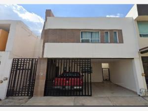 Casa en venta en Cumbres Elite, Monterrey, Nuevo León