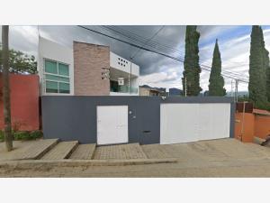 Casa en venta en Guadalupe Victoria, Oaxaca de Juárez, Oaxaca