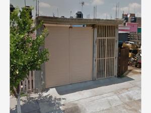 Casa en venta en Lazaro Cardenas, Irapuato, Guanajuato