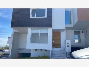 Casa en renta en Zibatá, El Marqués, Querétaro